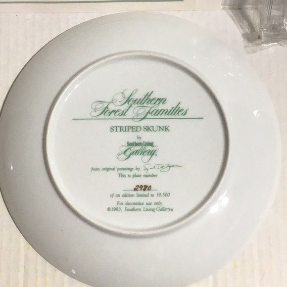 Collectible Plate - Picture 2 of 3
